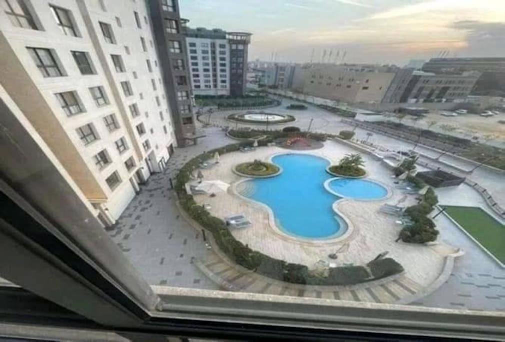 Apartmán An Elegant In Park Mall With View